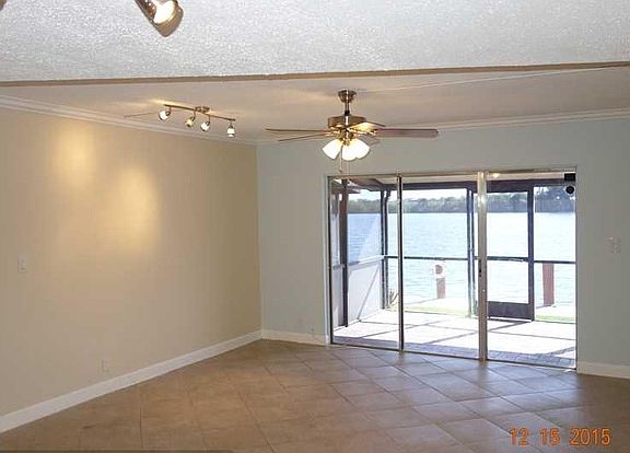 4th image of 1100 Crystal Lake Dr APT 114