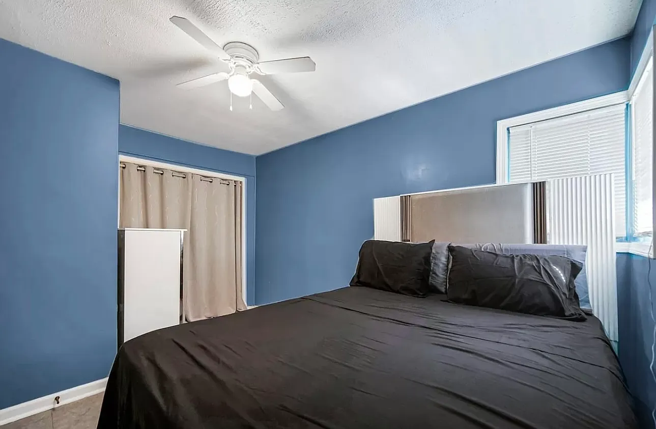 3 bed, 1080 sqft, $1,400 — Photo 4