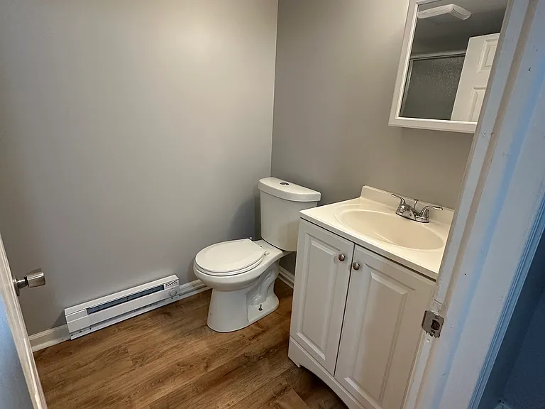 2nd Fullbathroom in basement