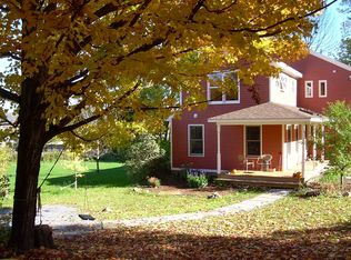 407 Leavensworth Rd, Hinesburg, VT 05461