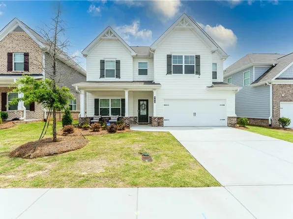 992 Clark Village Ct, Grayson, GA 30017