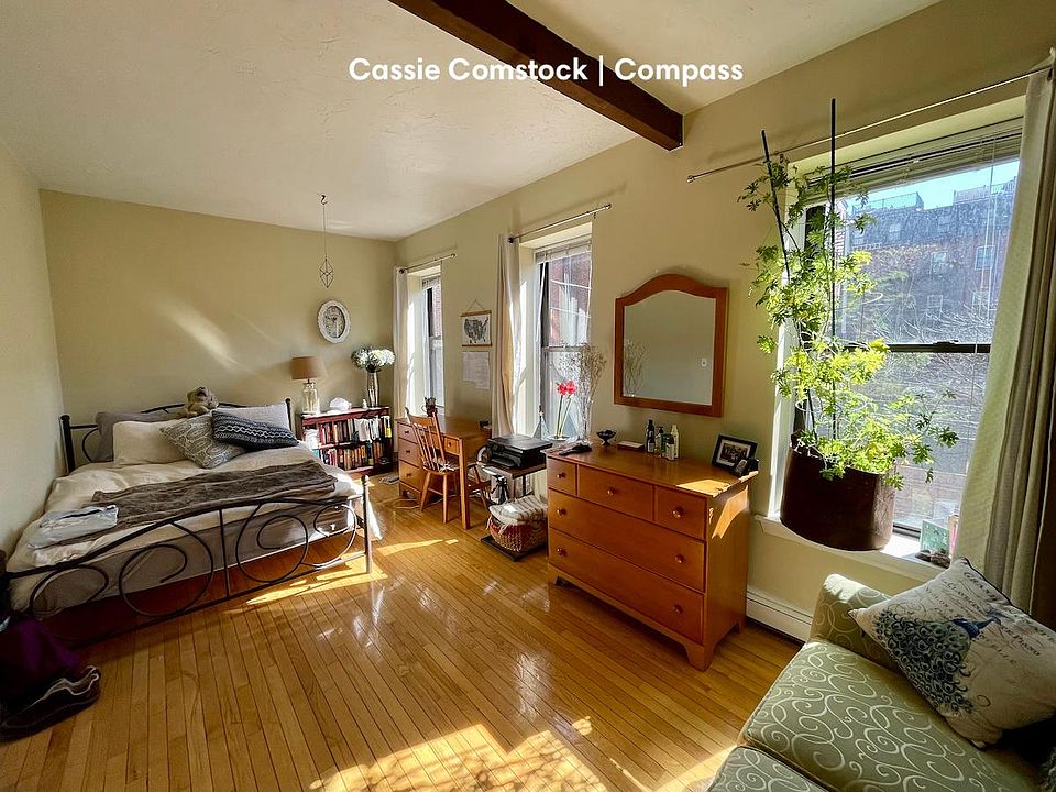 Rear-facing bedroom