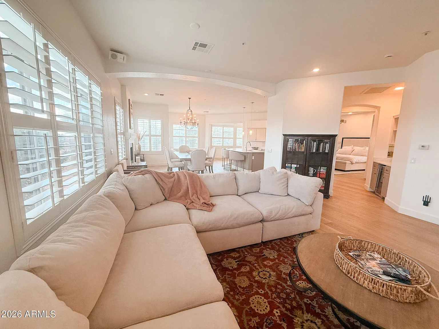 3 bed, 3.0 bath, 2253 sqft, $4,500 — Photo 4