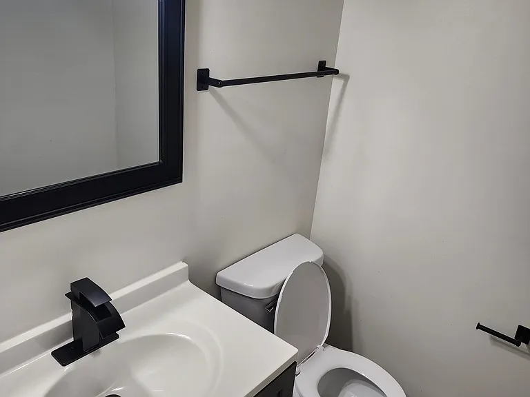 3644 N Mayfield Dr #1 — Photo 14