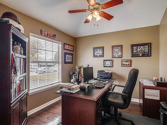 5th image of 2756 Cross Creek Dr
