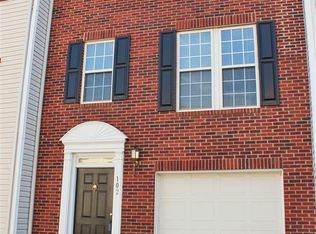 102 Braxton Pl, Mauldin, SC 29662
