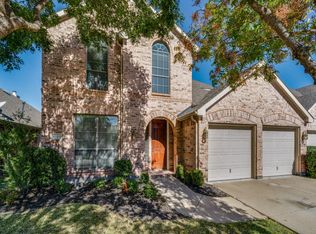 2620 Cove Dr, Grand Prairie, TX 75054