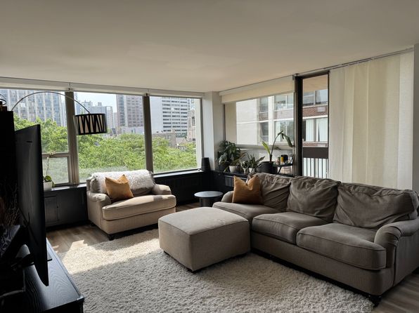 1460 Sandburg St #501