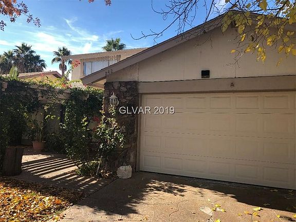5th image of 2420 La Casa Dr