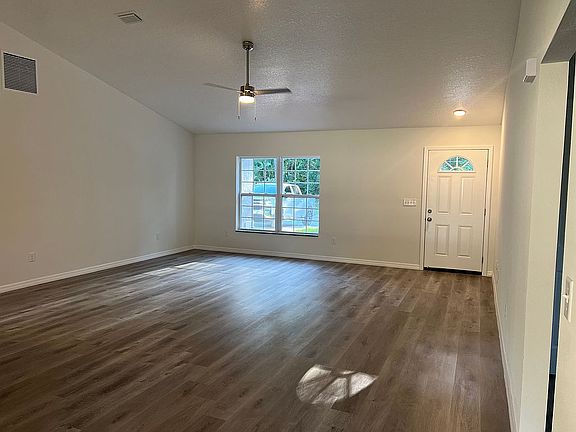 4th image of 6899 SE 24th Ave