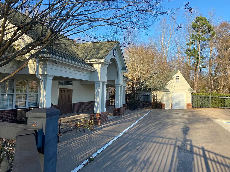 18626 Oakhurst Blvd — Photo 15