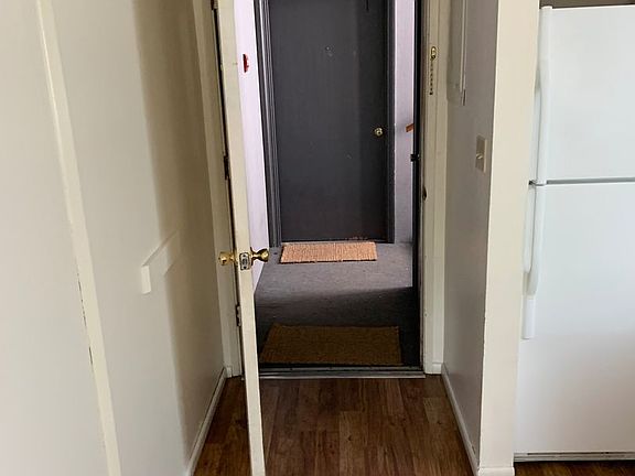 3rd image of 1765 NW Van Buren Ave #5-062-01