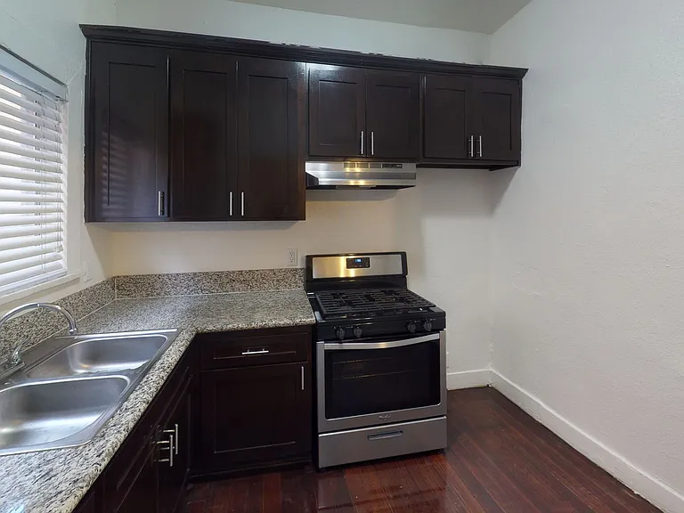 HBT - Casa Bonita Apartments — Photo 2