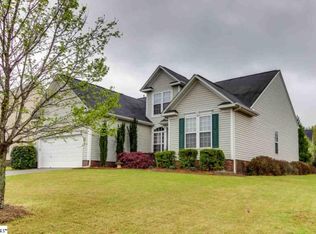 4 Beason Farm Ln, Simpsonville, SC 29681