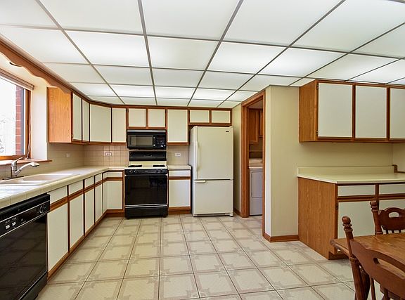 4th image of 6601 Martin France Cir #B-1c