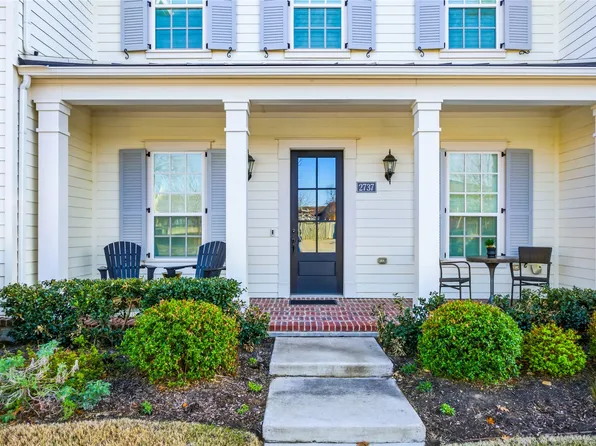 2737 S Market Sq, Northlake, TX 76247