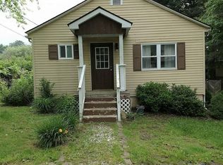 219 Pine Grove Cir, Daniels, WV 25832