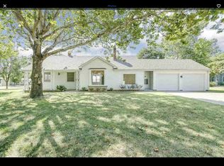 1401 W Julianne St, Wichita, KS 67203