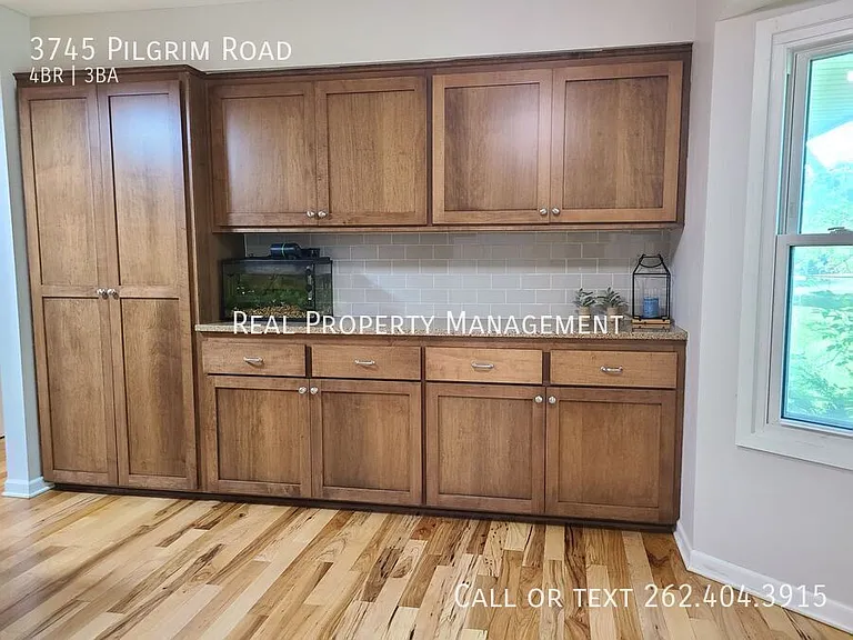 3745 Pilgrim Rd — Photo 3