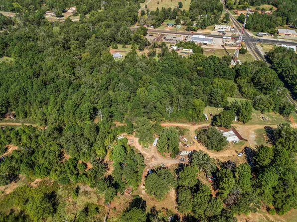 248 State Highway 42 S, Henderson, TX 75654