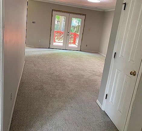 Entry Foyer to Family Rm