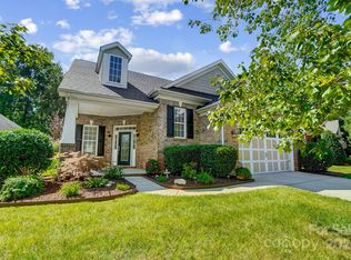 10818 Round Rock Rd, Charlotte, NC 28277