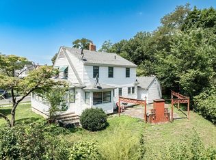 55 Pasadena St, Springfield, MA 01108