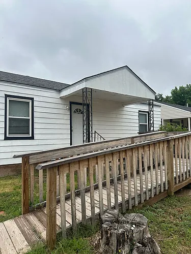 1003 S Alabama St Photo 1