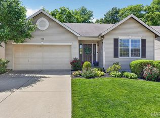 542 Springhurst Pkwy, O'Fallon, MO 63368