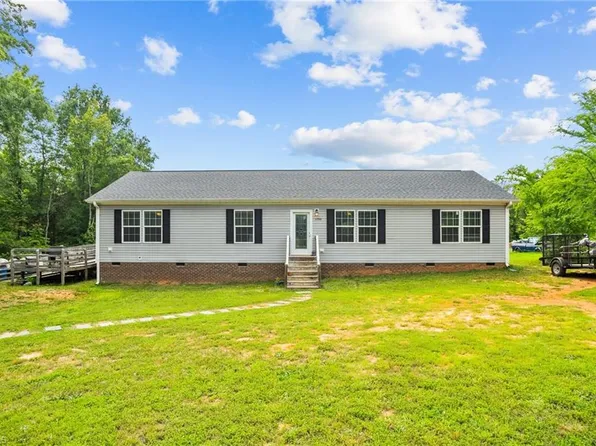 1792 Hill Rd, Lexington, NC 27292