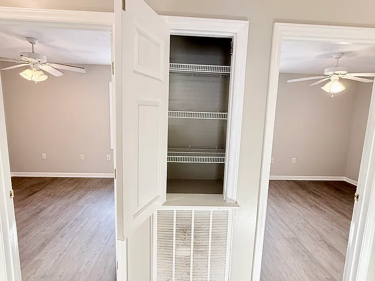 52 Linsey Ct — Photo 50