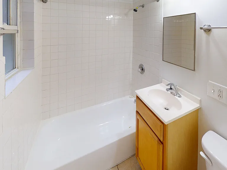 Drexel Grand — Photo 44
