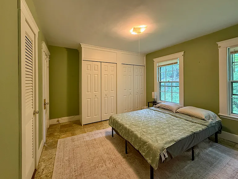 36 Maple Ave — Photo 25