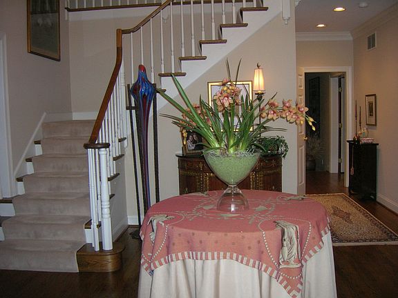 Your welcoming entry!