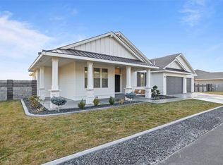 7374 W 22ND Place, Kennewick, WA 99338