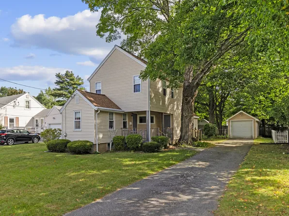 38 Loker St, Natick, MA 01760