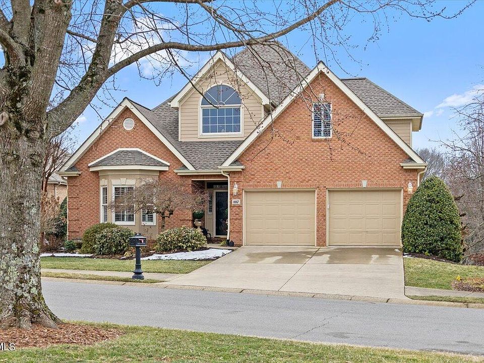 1st image of 1117 Waterbrooke Ln