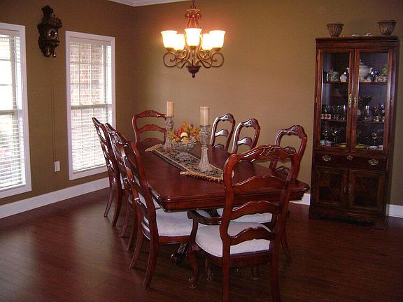 2nd image of 2210 Palisades Ct SW