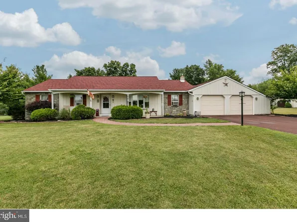 55 Elroy Rd, Souderton, PA 18964