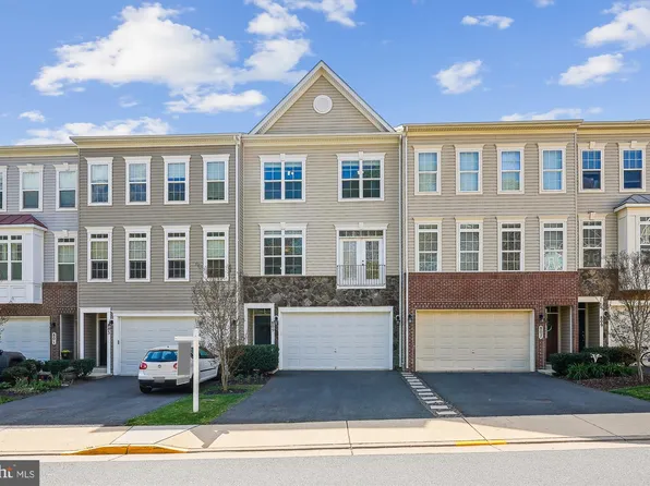 805 Savile Row Ter, Purcellville, VA 20132