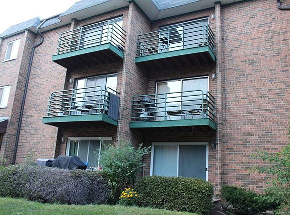2nd image of 929 Buccaneer Dr #20-3