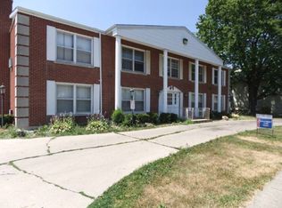 136 N Butrick St APT 204, Waukegan, IL 60085