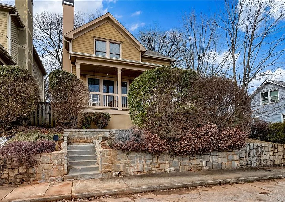 345 Chastain St SE