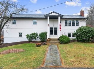 110 Wolfs Corner Rd, Newton, NJ 07860