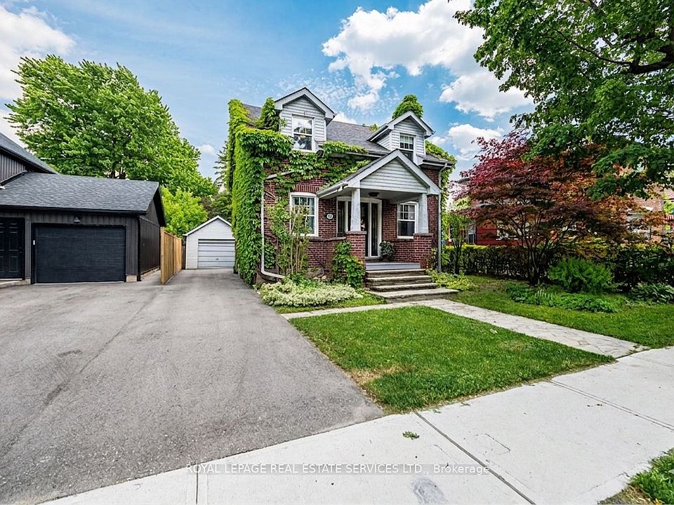 1st image of 41 Wellington St W