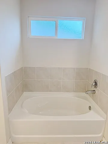 6514 Encore Oaks — Photo 12