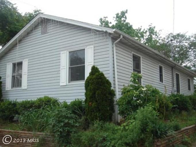 1st image of 214 W Evans St