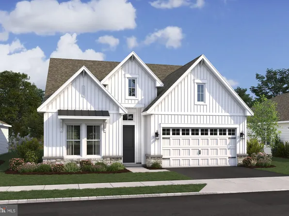 5 Mount Dr, Plainsboro, NJ 08536