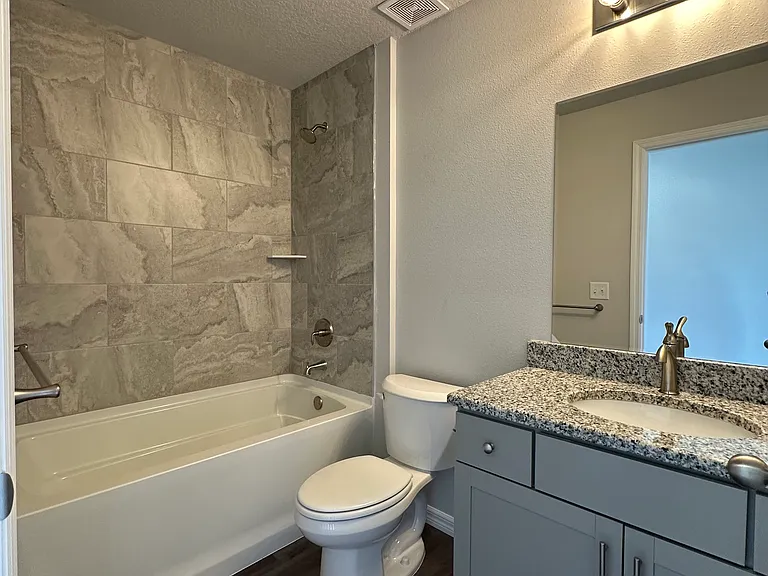 4407 E Ravenna St — Photo 18