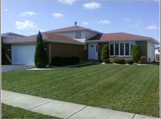 17840 Vista Dr, Country Club Hills, IL